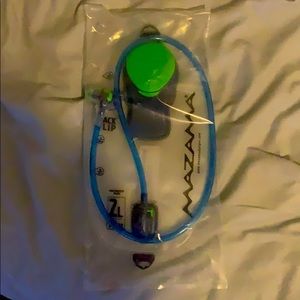 Madams Water Bladder 2L “BackFlip”